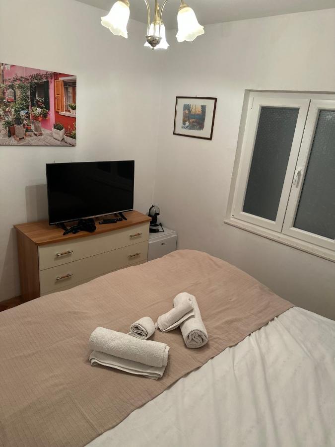 Guest House Allineeddubrovnik Choose Between Double Room Or Penthouse Or Studio Apartments Free Parking Buitenkant foto